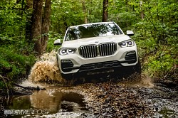 2019 BMW X5 40i and 40i xDrive image 2