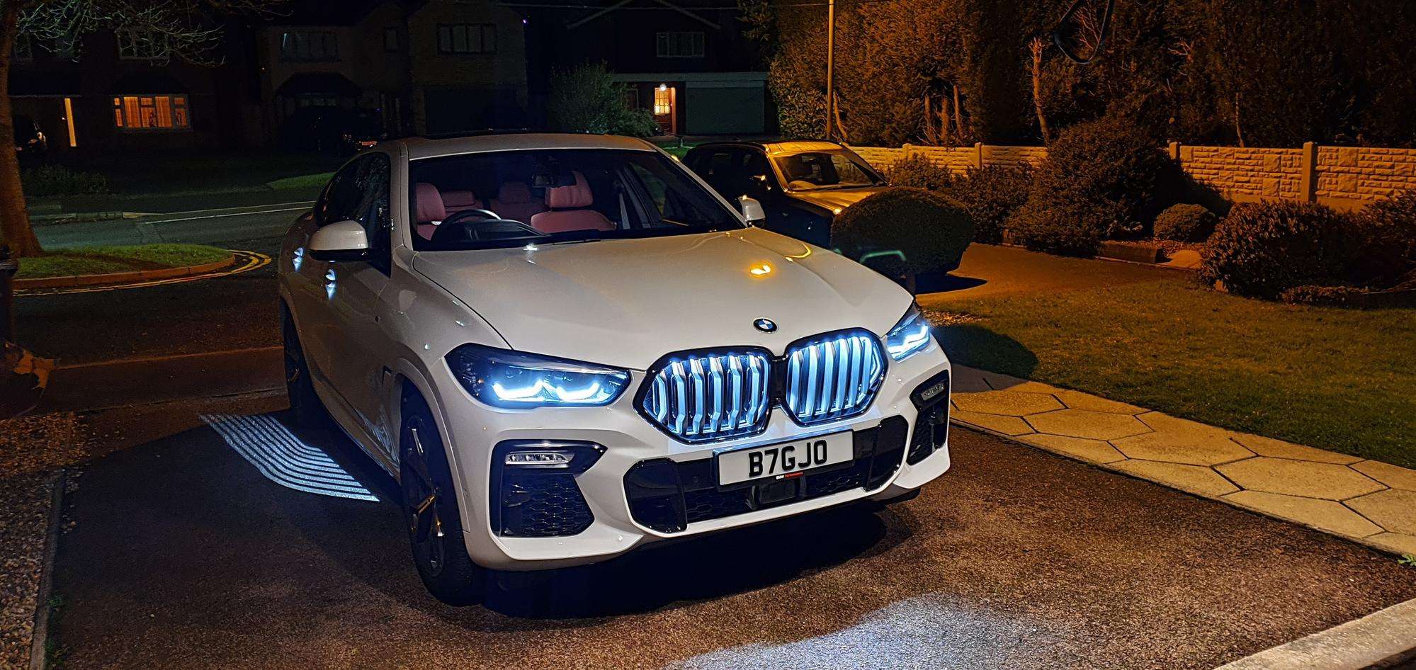 Name:  BMW Iconic Grille Glowing X6.jpg
Views: 8617
Size:  327.5 KB