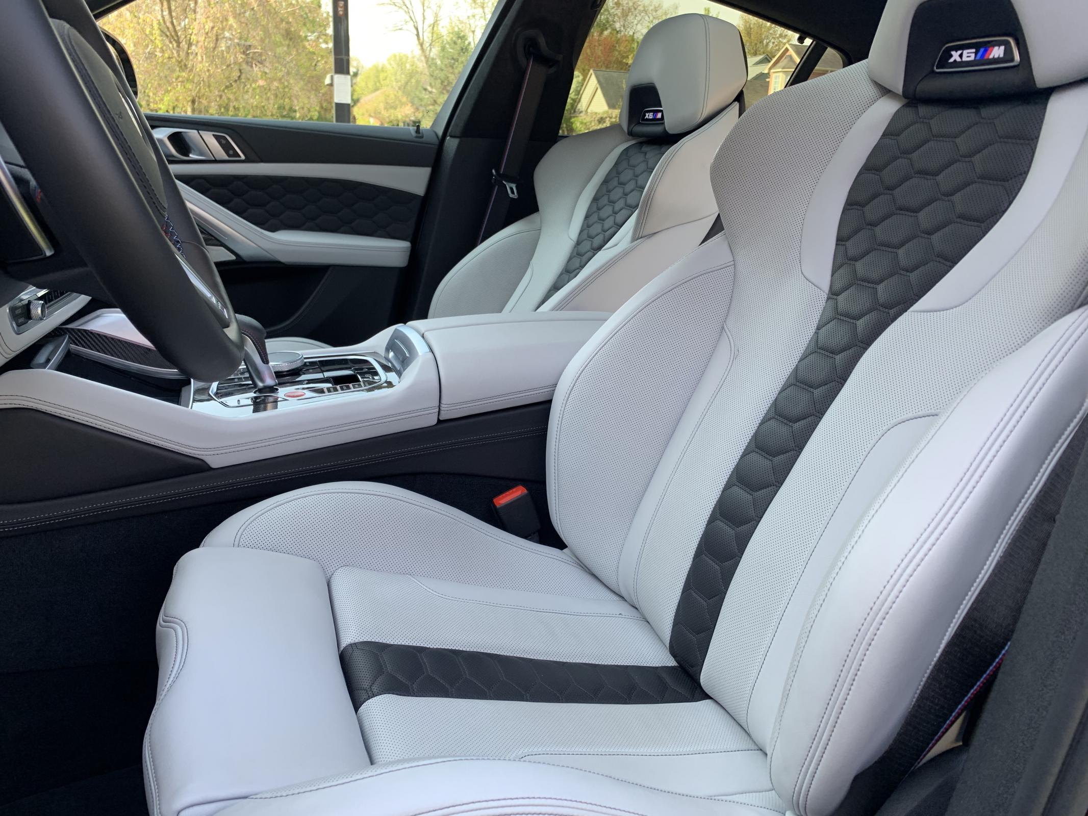 Name:  01 BMW X6 M Competition front seats 2.jpg
Views: 8062
Size:  421.3 KB