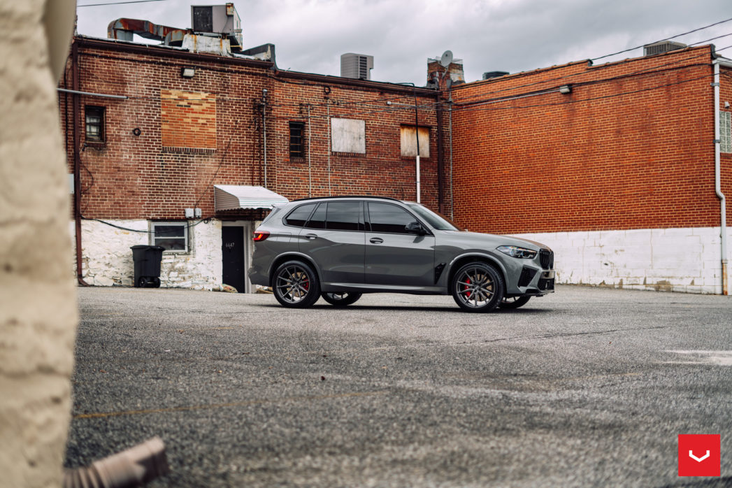 Name:  BMW-X5M-Hybrid-Forged-Series-HF-3--Vossen-Wheels-2022-110-1047x698.jpg
Views: 166
Size:  258.4 KB