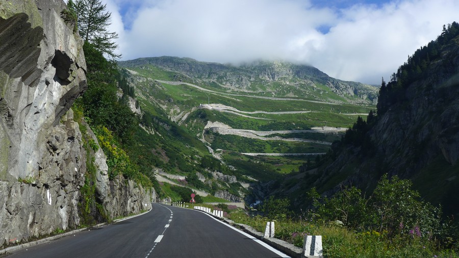 Name:  Furka Pass  P1080474.jpg
Views: 12492
Size:  181.5 KB