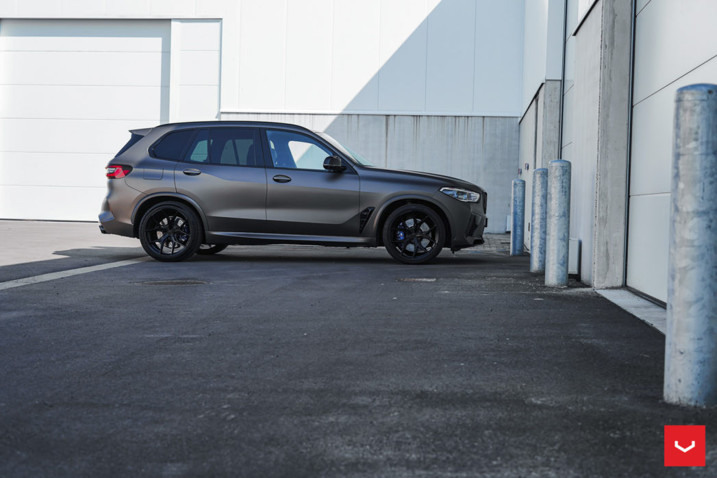Name:  BMW-X5M-Comp-Hybrid-Forged-Series-HF-5--Vossen-Wheels-2021-524-1047x698.jpg
Views: 261
Size:  106.5 KB