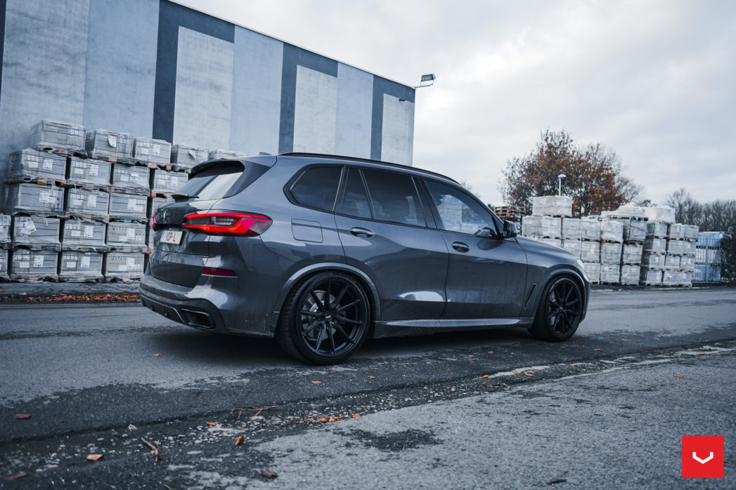 Name:  BMW-X5-Hybrid-Forged-Series-HF-3--Vossen-Wheels-2020-906-1047x698.jpg
Views: 737
Size:  164.8 KB