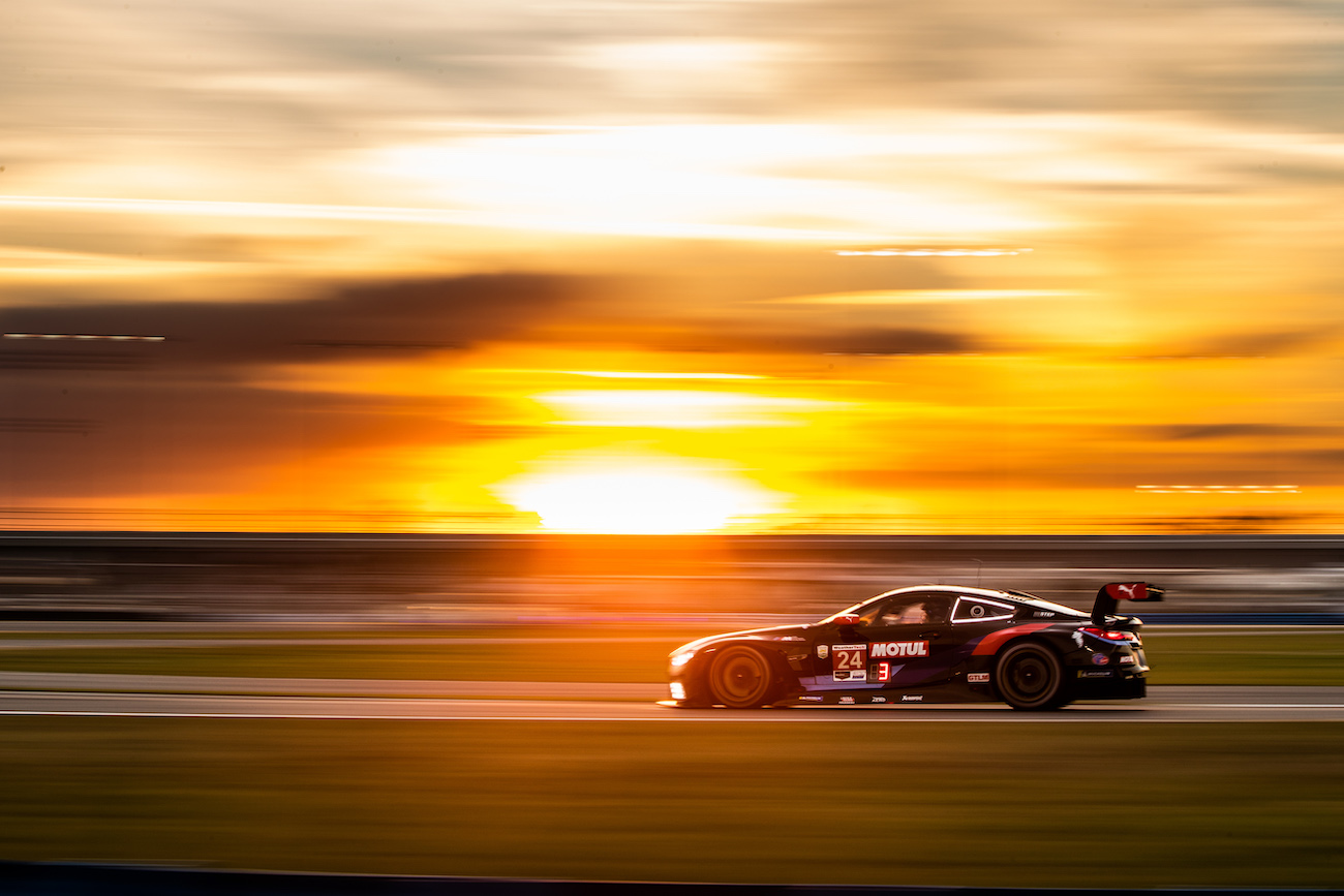 Name:  P90412696_highRes_daytona-usa-28th-to-.jpg
Views: 2552
Size:  291.8 KB