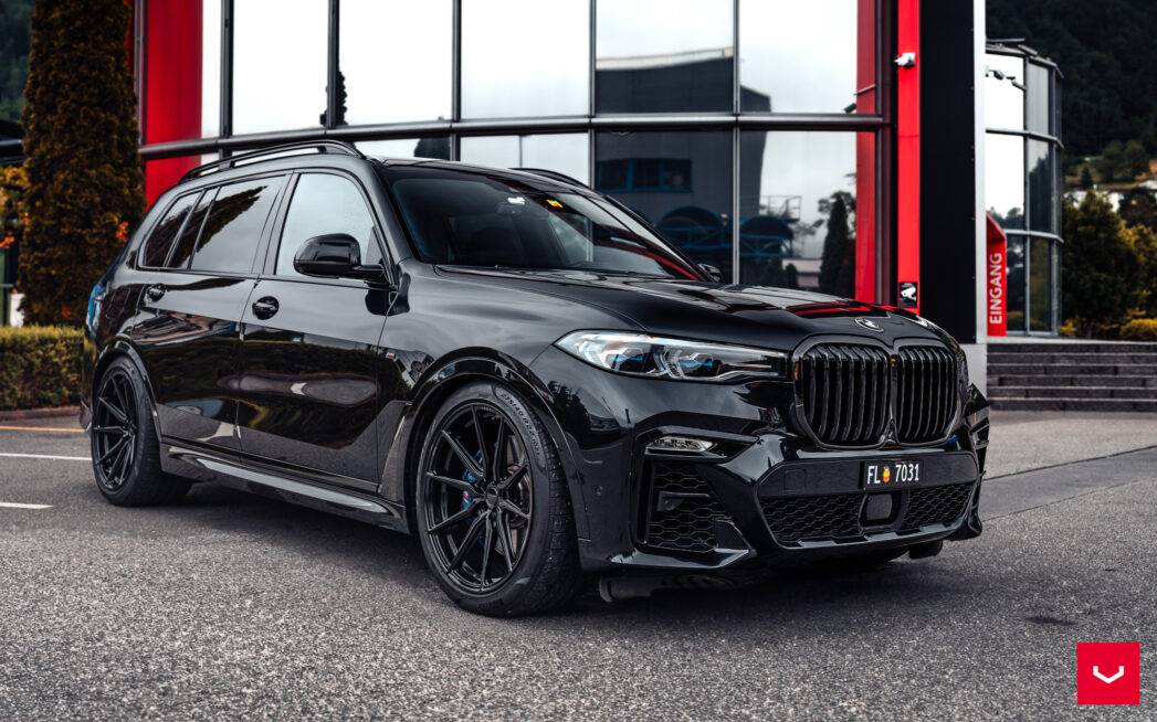 Name:  BMW-X7-Hybrid-Forged-Series-HF-3--Vossen-Wheels-2023-3-1047x654.jpg
Views: 28
Size:  201.9 KB