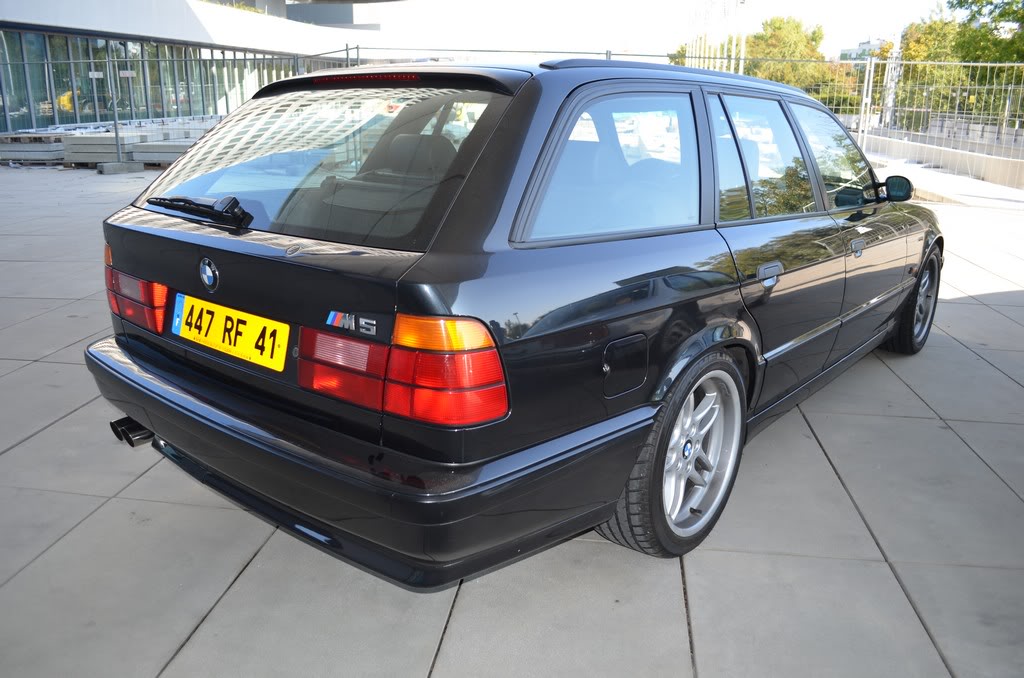 Name:  e34 M5 bonhams auction  DSC_0086.jpg
Views: 15412
Size:  120.5 KB