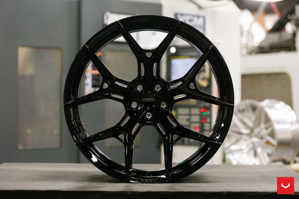 Name:  Vossen-HF-5-C25-Gloss-Black-Hybrid-Forged-Series--Vossen-Wheels-2019-0701-1047x698.jpg
Views: 940
Size:  112.0 KB